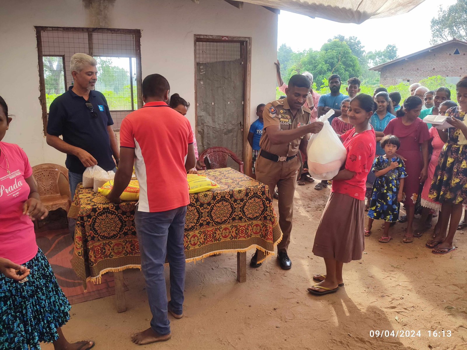 Community supply distribution